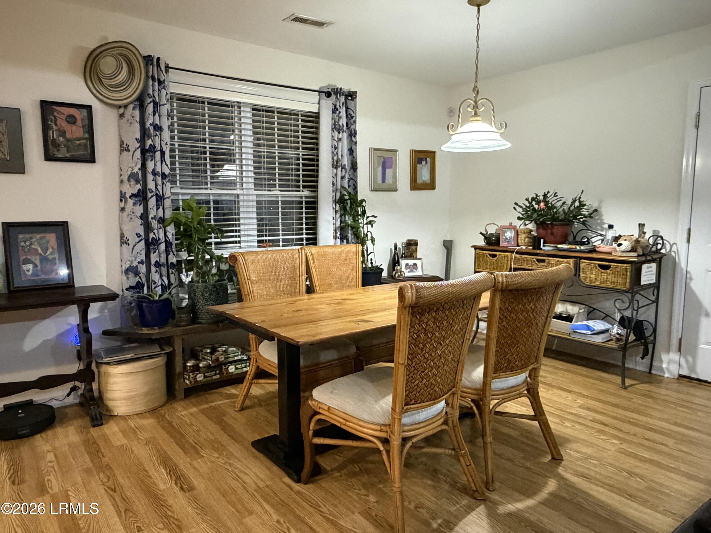 705 Holly Street West Hampton, SC 29924 - Photo 4 of 10 IMG_1593