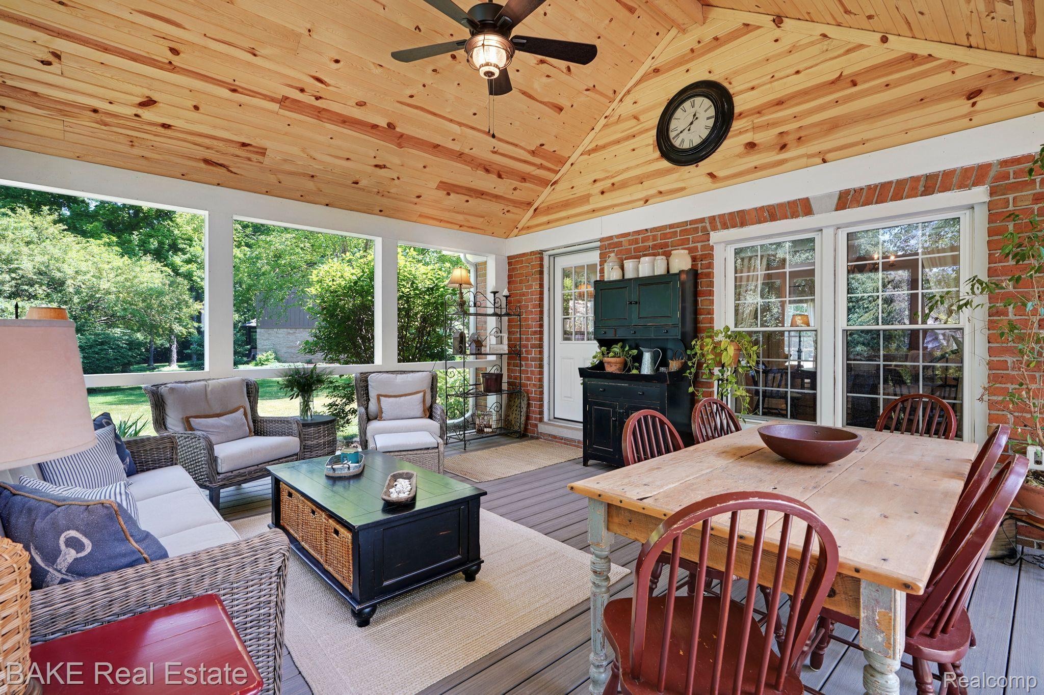40958 Coventry Road Novi, MI 48375 - Photo 38 of 66 Knotty Pine Ceiling
