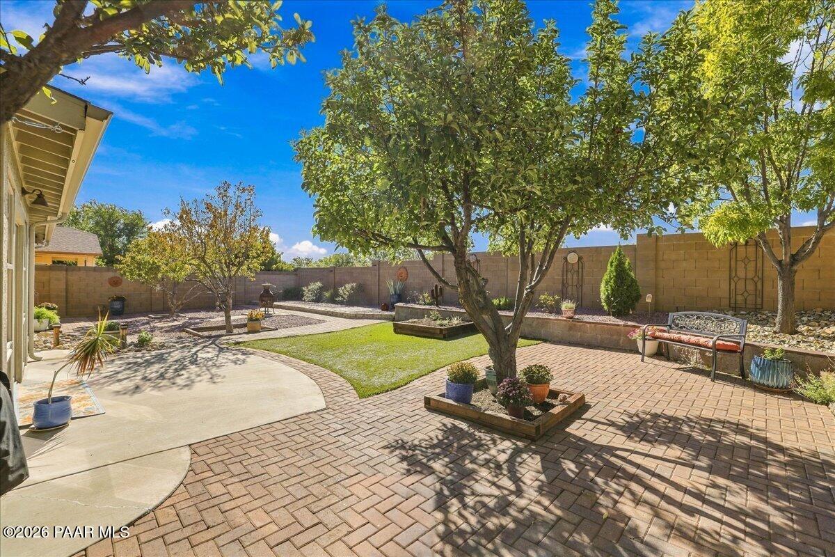 3883 Fairfax Road Prescott Valley, AZ 86314 - Photo 21 of 67 Beautifully Landscaped Backyard