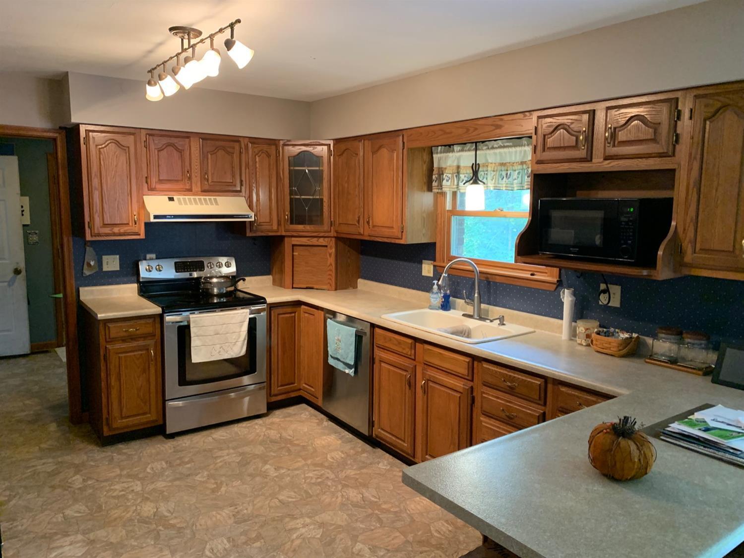2848 Tolbert Road Hamilton, OH 45011 - Photo 8 of 27