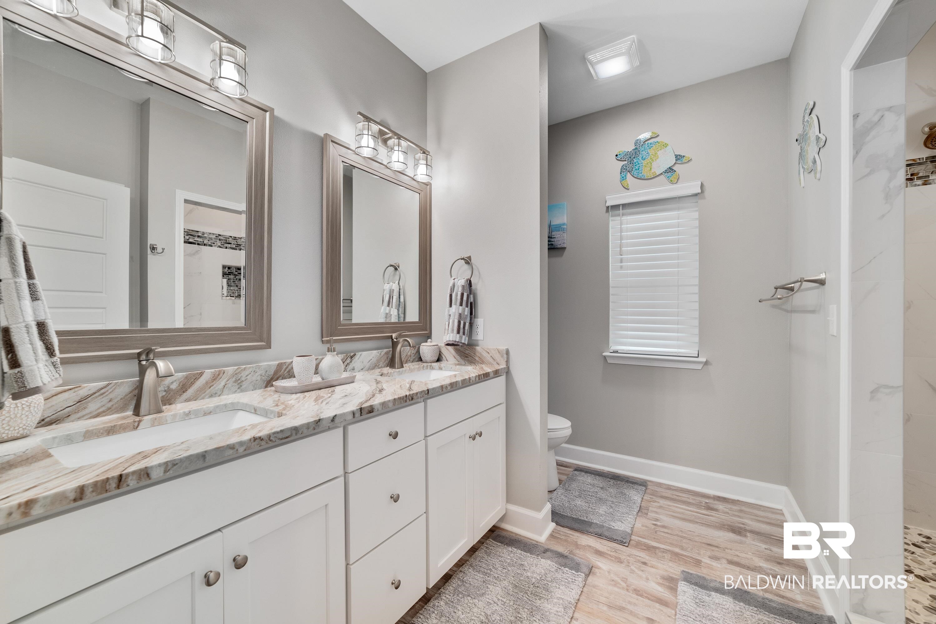 24612 Tarpon Lane Orange Beach, AL 36561 - Photo 14 of 30 Primary Bathroom