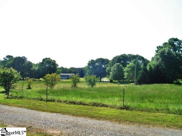 527 Hamby Road Honea Path, SC 29654 - Photo 5 of 13