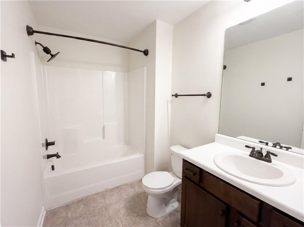 271 Stanebrook Court Jackson, GA 30233 - Photo 15 of 24