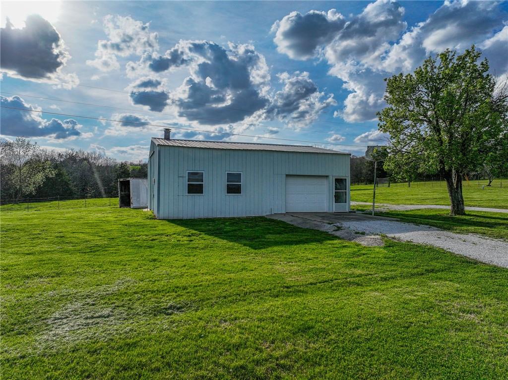 5855 Southeast 981 Pvt Road Collins, MO 64738 - Photo 38 of 79