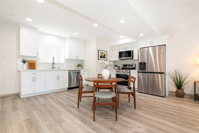 $5,195 | 4511 Russell Avenue, Los Feliz, CA 90027