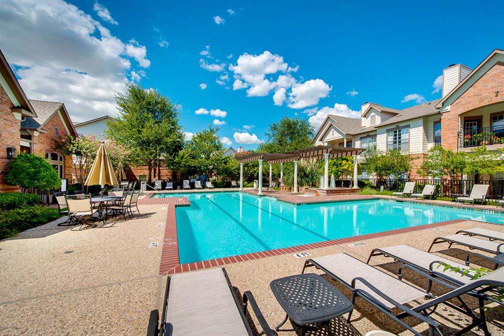 2524 Preston Road, Unit 1501 Plano, TX 75093 - Photo 17 of 17 Community Pool