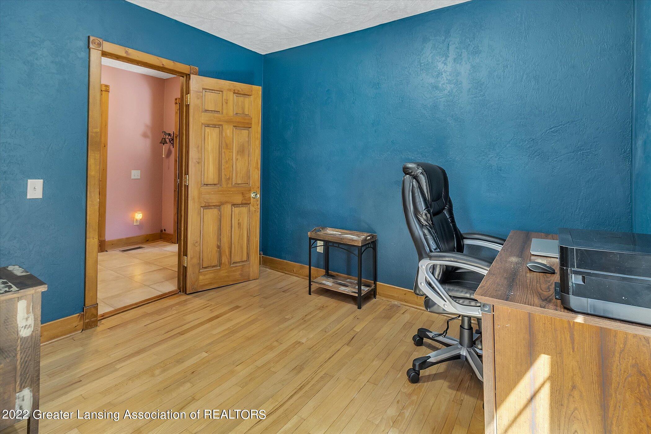8396 Church Road St. Johns, MI 48879 - Photo 14 of 28 14-8396-W-Church-Rd-St-WindowStill-Real-