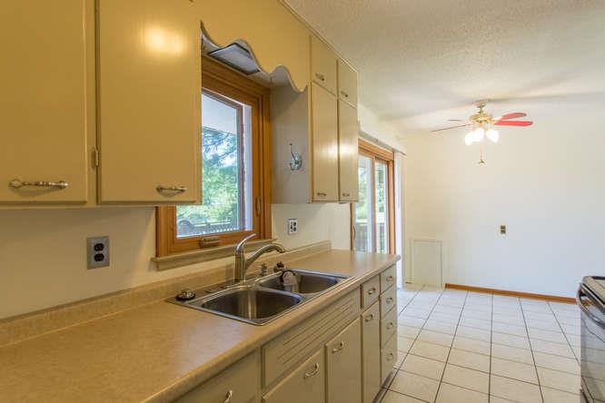 613 West Green Road Bloomington, IN 47403 - Photo 6 of 20 Gallery Image 6