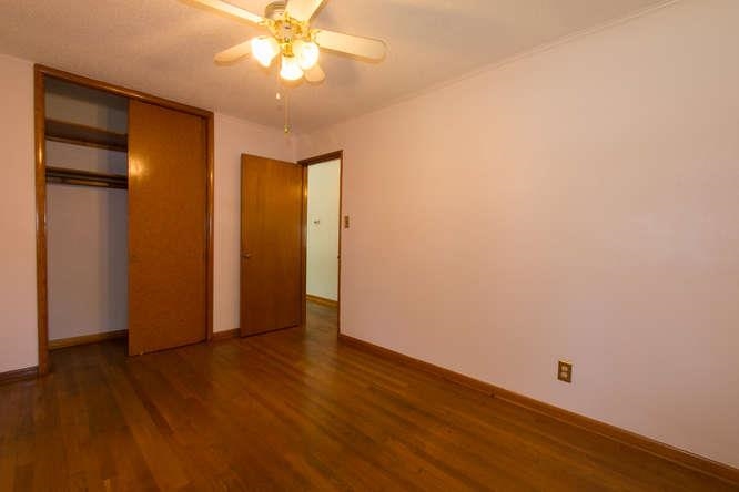 613 West Green Road Bloomington, IN 47403 - Photo 8 of 20 Gallery Image 8