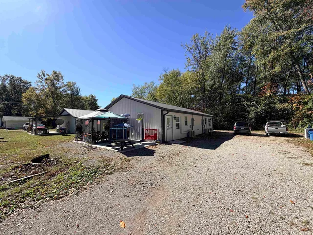 $350,000 | 737 Burr Oak Street, Jasonville, IN 47438