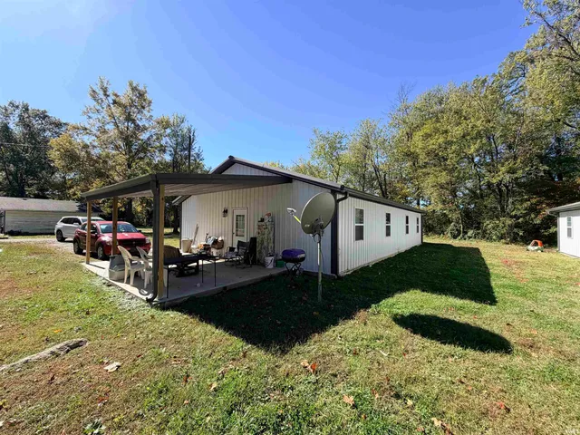 $350,000 | 737 Burr Oak Street, Jasonville, IN 47438