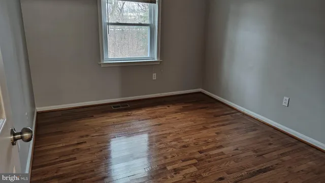 wooden floor in an empty room