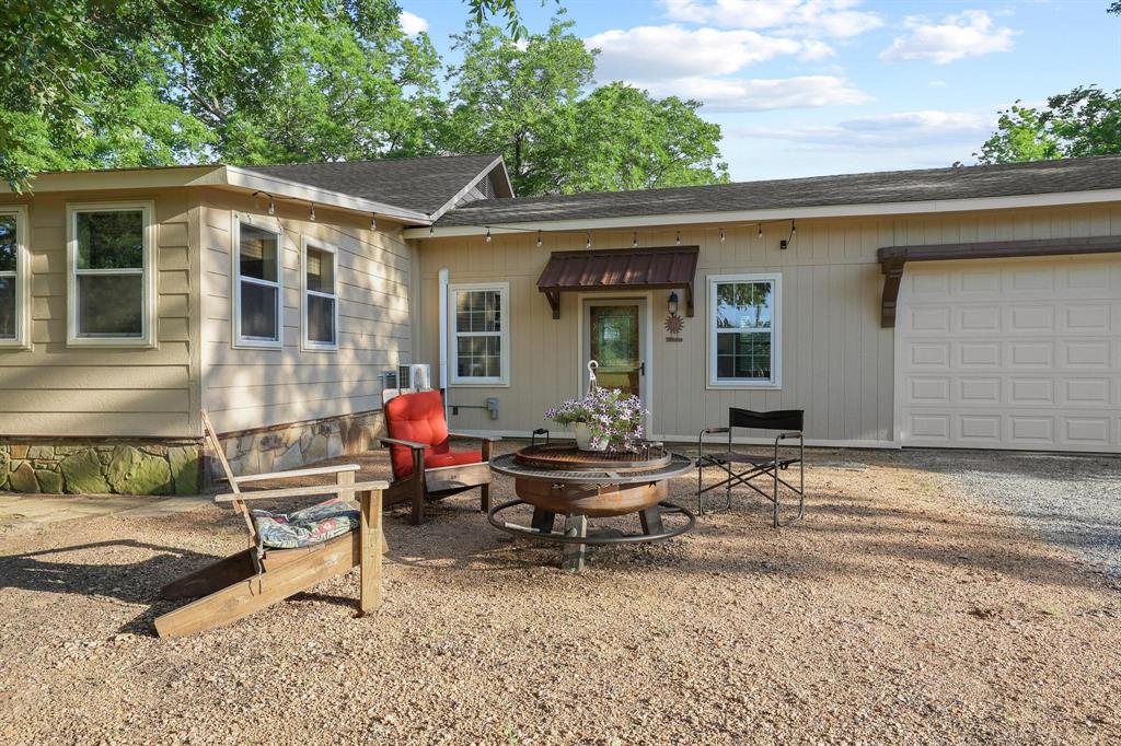 1045 Middle Road Denison, TX 75021 - Photo 32 of 39