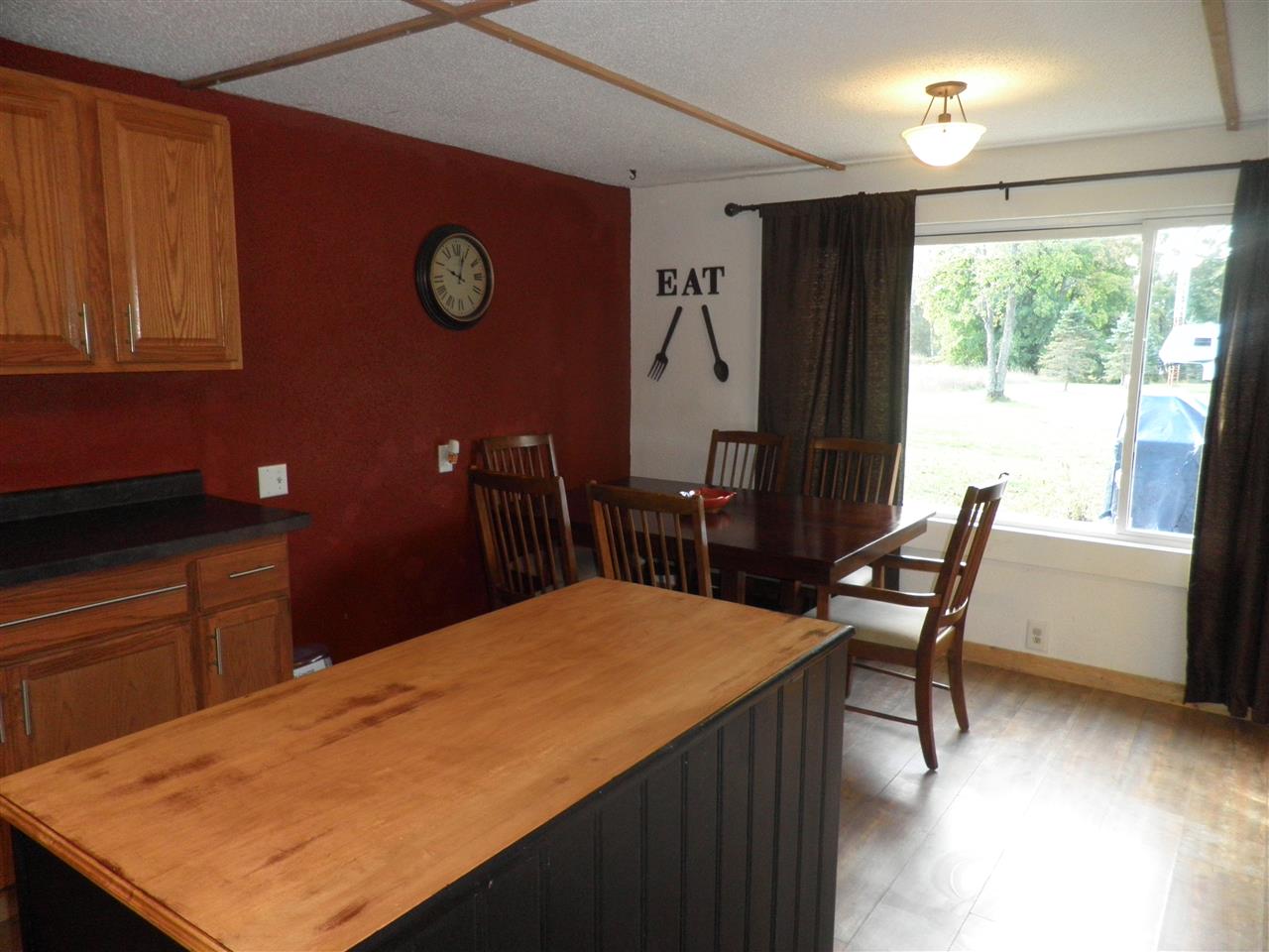14827 Rosa Road Beulah, MI 49617 - Photo 6 of 25 1867916-5.JPG