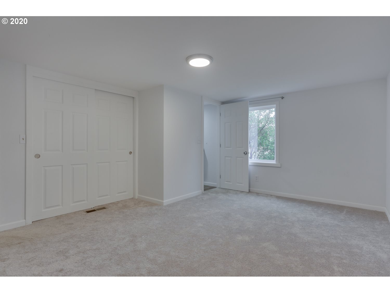 20379 South Ferguson Road Oregon City, OR 97045 - Photo 28 of 32 a view of an empty room with a window