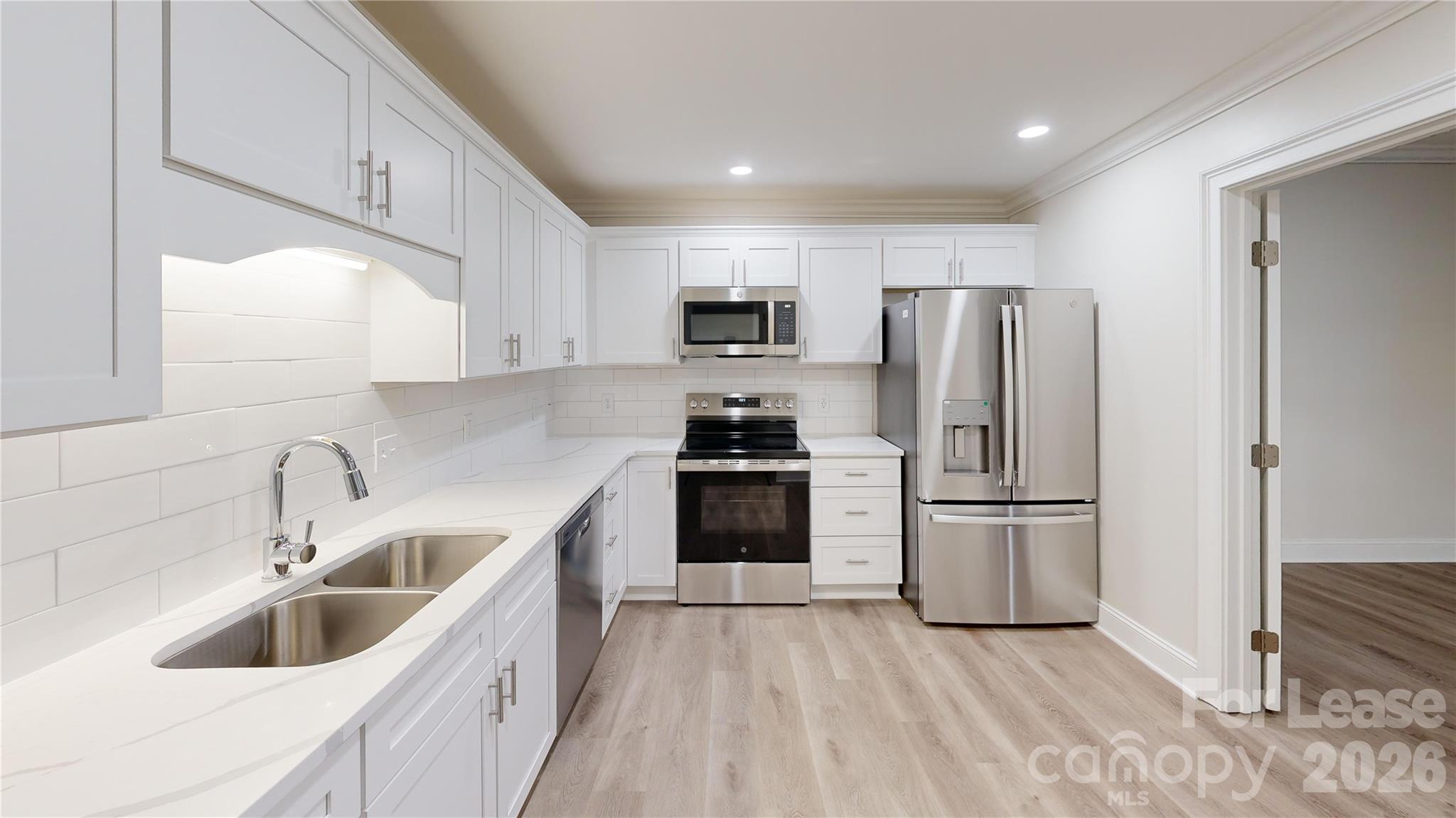 1301 Queens Road, Unit 101 Charlotte, NC 28207 - Photo 5 of 16