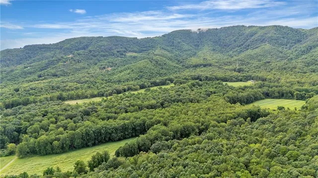 $179,000 | 21 North Old Highway 21, Thurmond, NC 28683