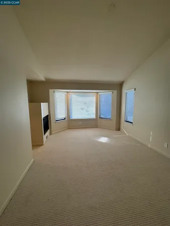 a view of empty room with window