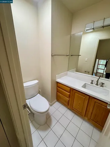 $4,200 | 87 Starview Drive, Oakland, CA 94618