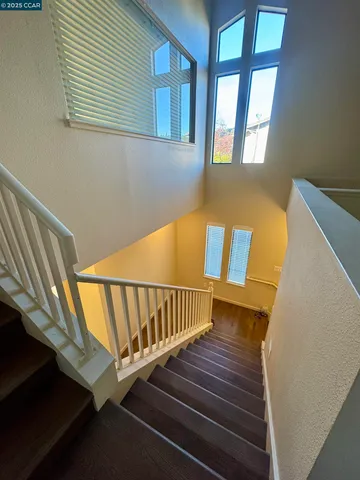 $4,200 | 87 Starview Drive, Oakland, CA 94618