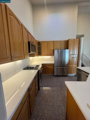 $4,200 | 87 Starview Drive, Oakland, CA 94618