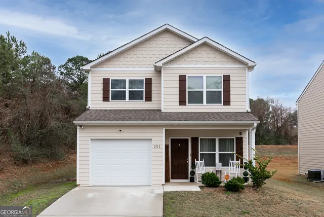 $225,000 | 201 Creekside Manor Drive, Thomaston, GA 30286