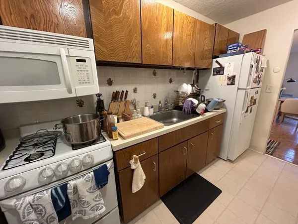 $2,450 | 44 Washington Street, Unit 312, Brookline, MA 02445