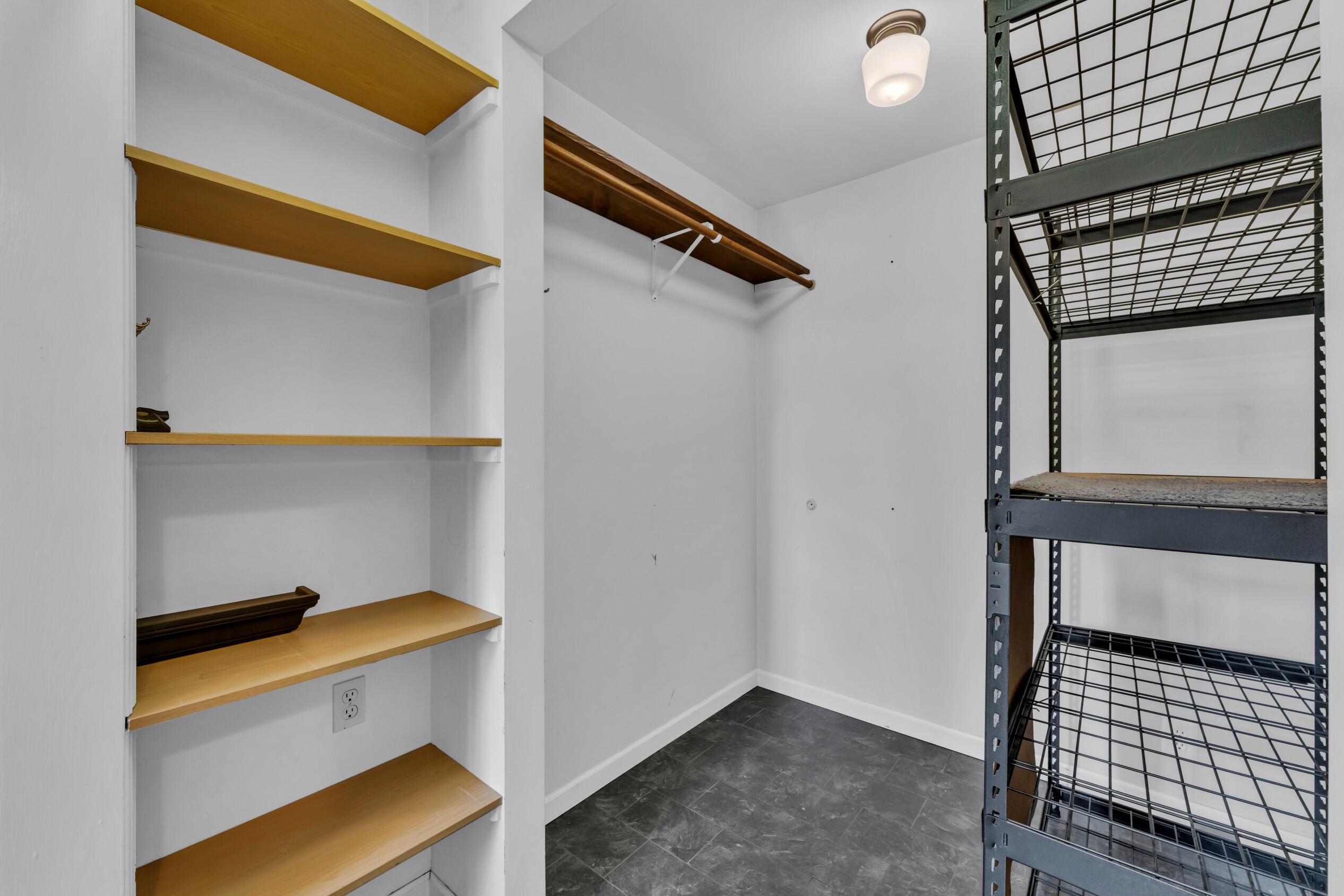7 Sprucewood Court Wind Point, WI 53402 - Photo 31 of 83 Photo (28)