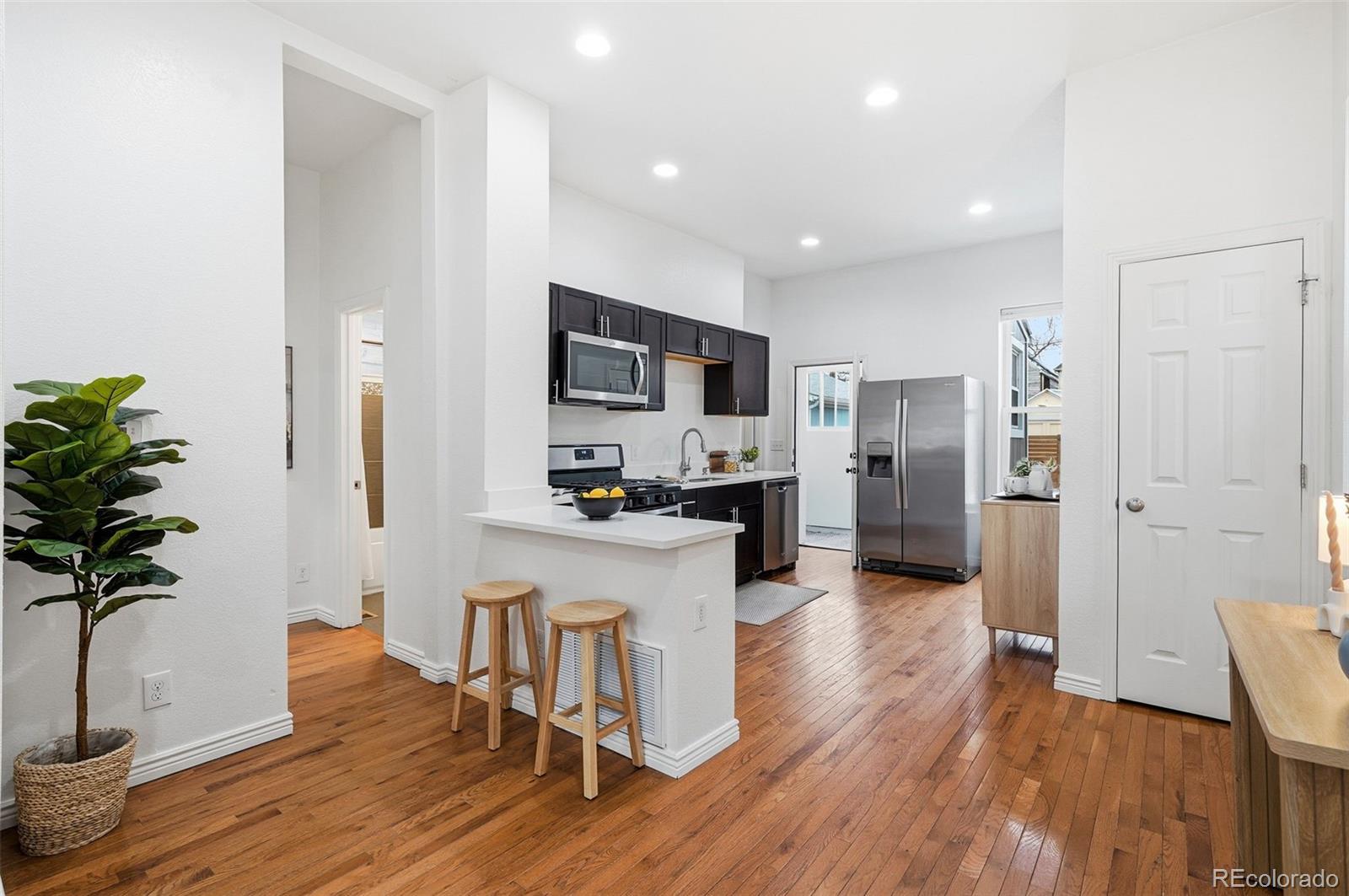 3242 Gilpin Street Denver, CO 80205 - Photo 10 of 30