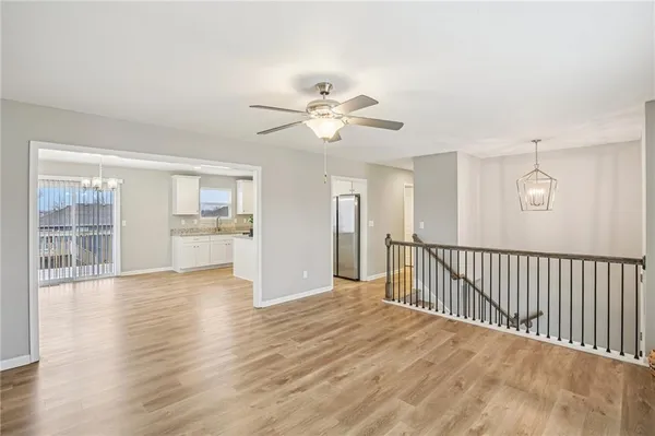 $379,900 | 1004 Northwest High View Drive, Grain Valley, MO 64029