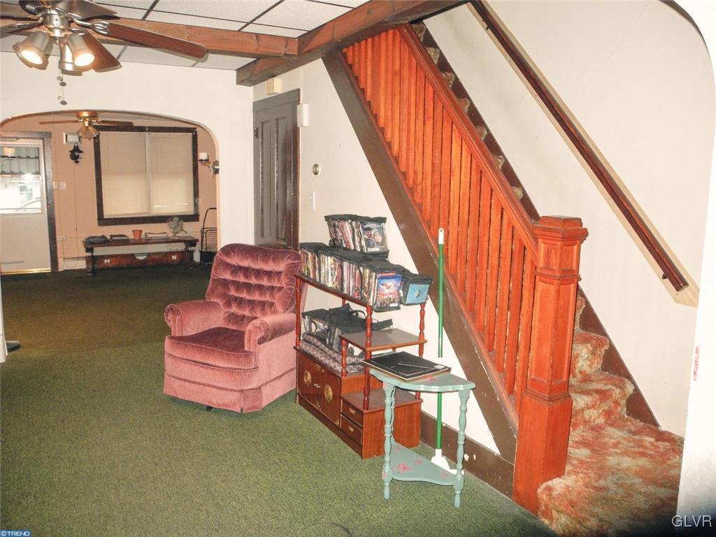 101 East Ruddle Street Coaldale, PA 18218 - Photo 10 of 22 a living room with furniture