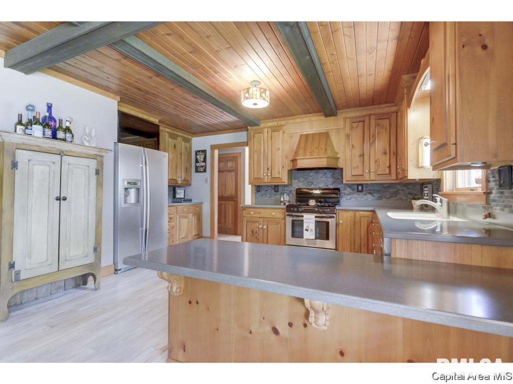 4 Katie Lane Rochester, IL 62563 - Photo 8 of 29