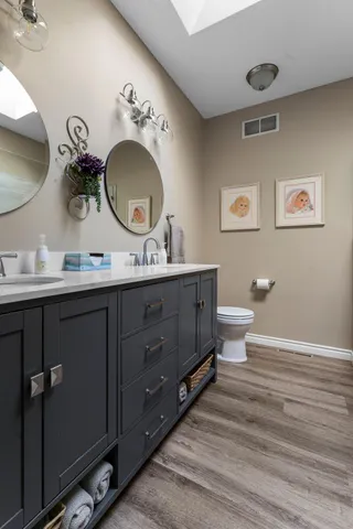 $425,000 | 3819 Meadowview Way, St. Bonifacius, MN 55375