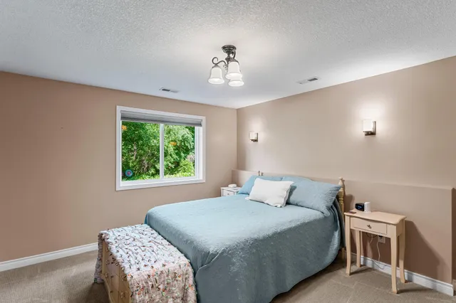 $425,000 | 3819 Meadowview Way, St. Bonifacius, MN 55375