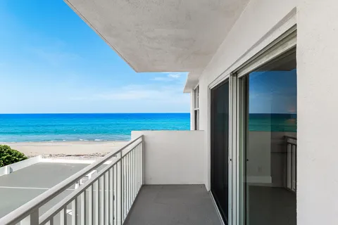 $525,000 | 4505 South Ocean Boulevard, Unit 306, Highland Beach, FL 33487
