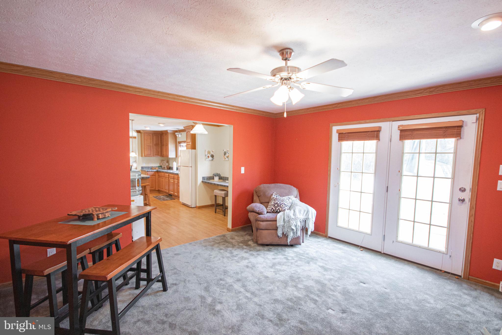 2603 Elsey Road Nanticoke, MD 21840 - Photo 17 of 47 Family room
