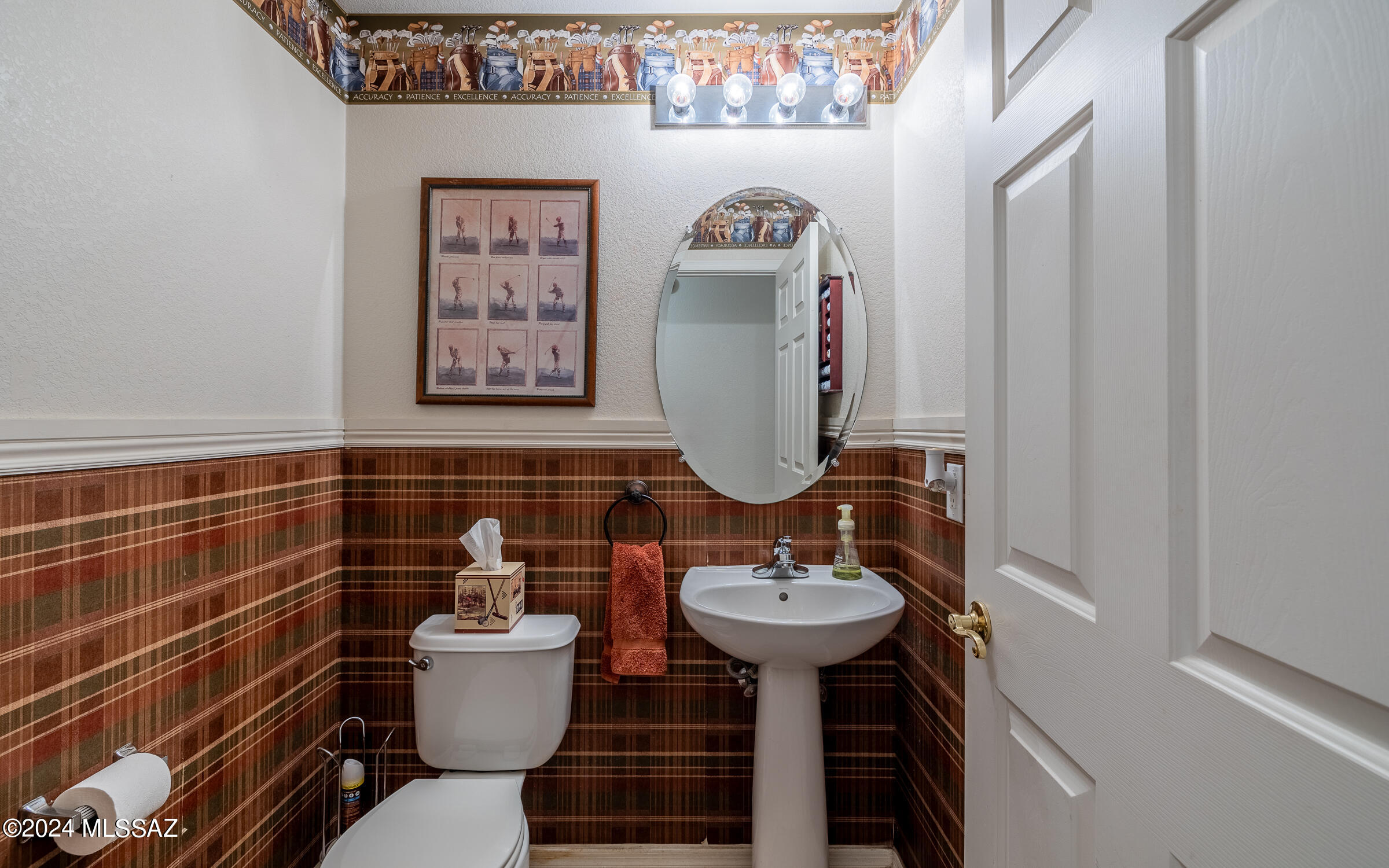 3599 East Mecate Road Tucson, AZ 85739 - Photo 15 of 32 First Floor 1/2 Guest Bathroom