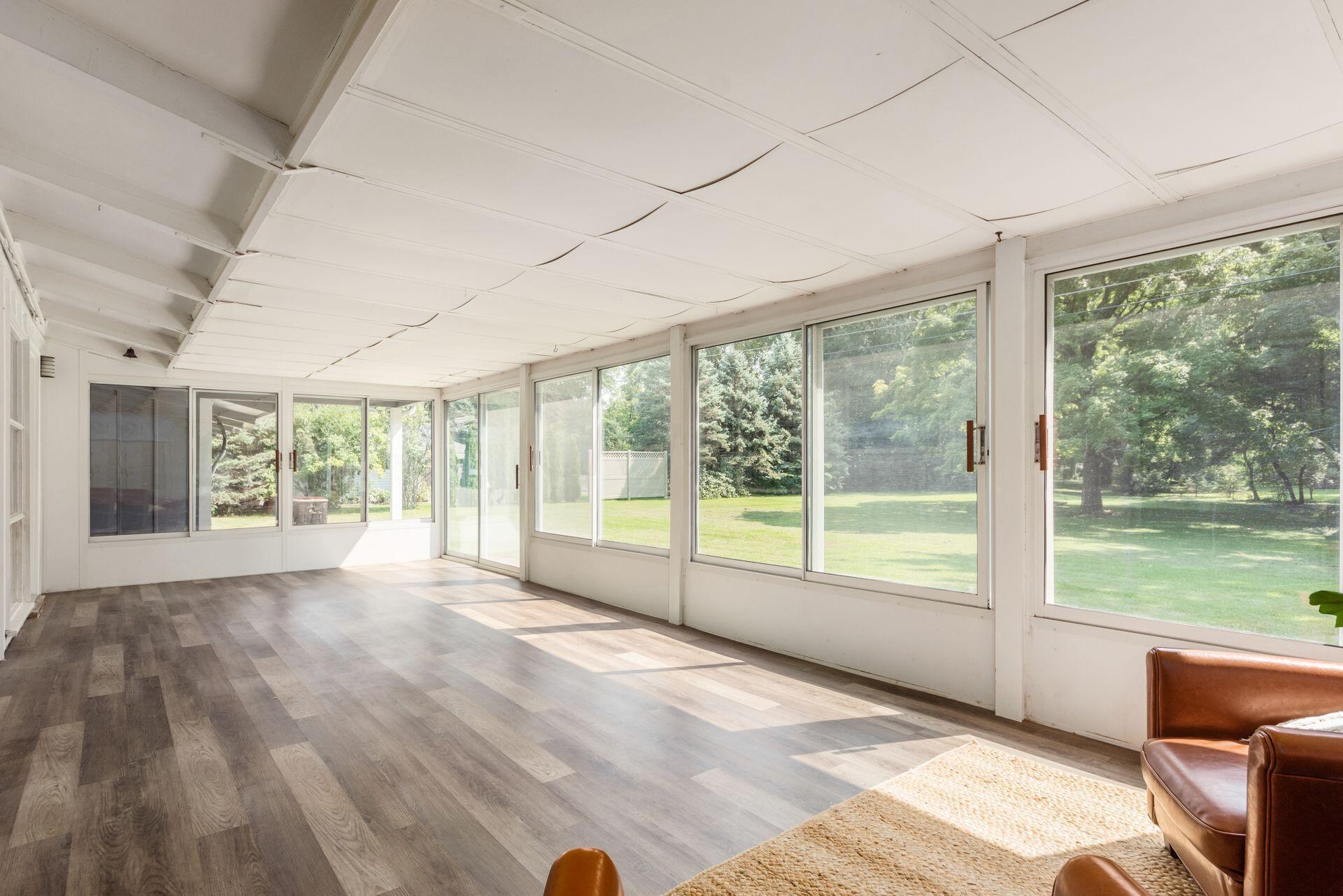 3495 Fishinger Road Columbus, OH 43221 - Photo 32 of 55 4-season Room