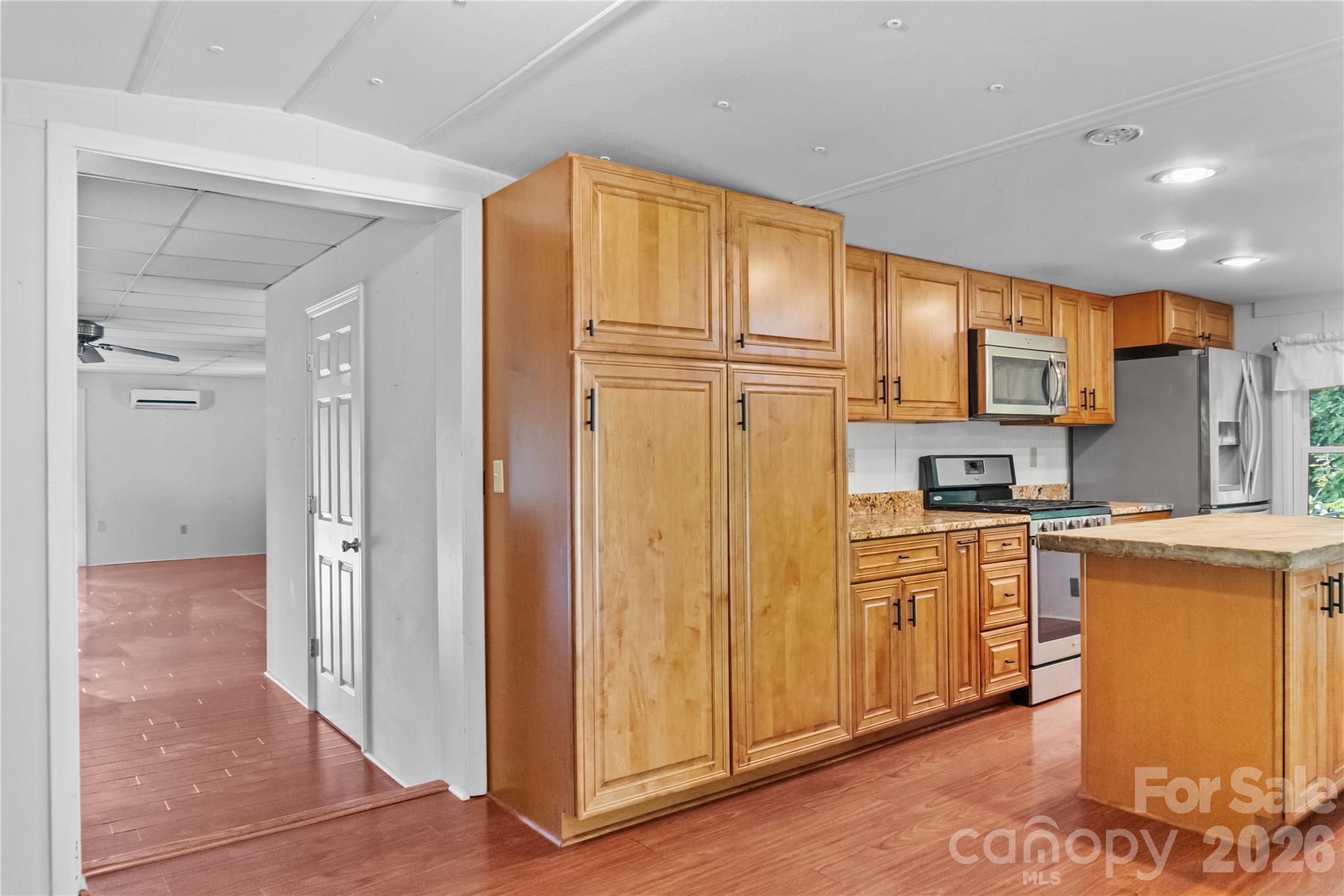 454 Hummingbird Lane Franklin, NC 28734 - Photo 11 of 48