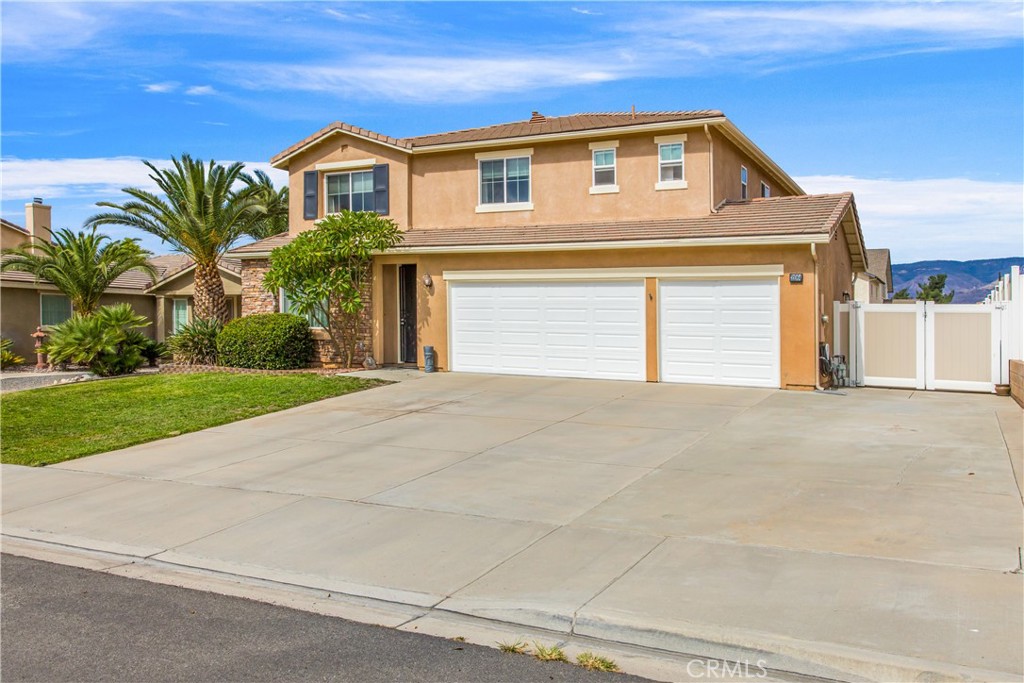 31064 Quarry Street Mentone, CA 92359 - Photo 3 of 36