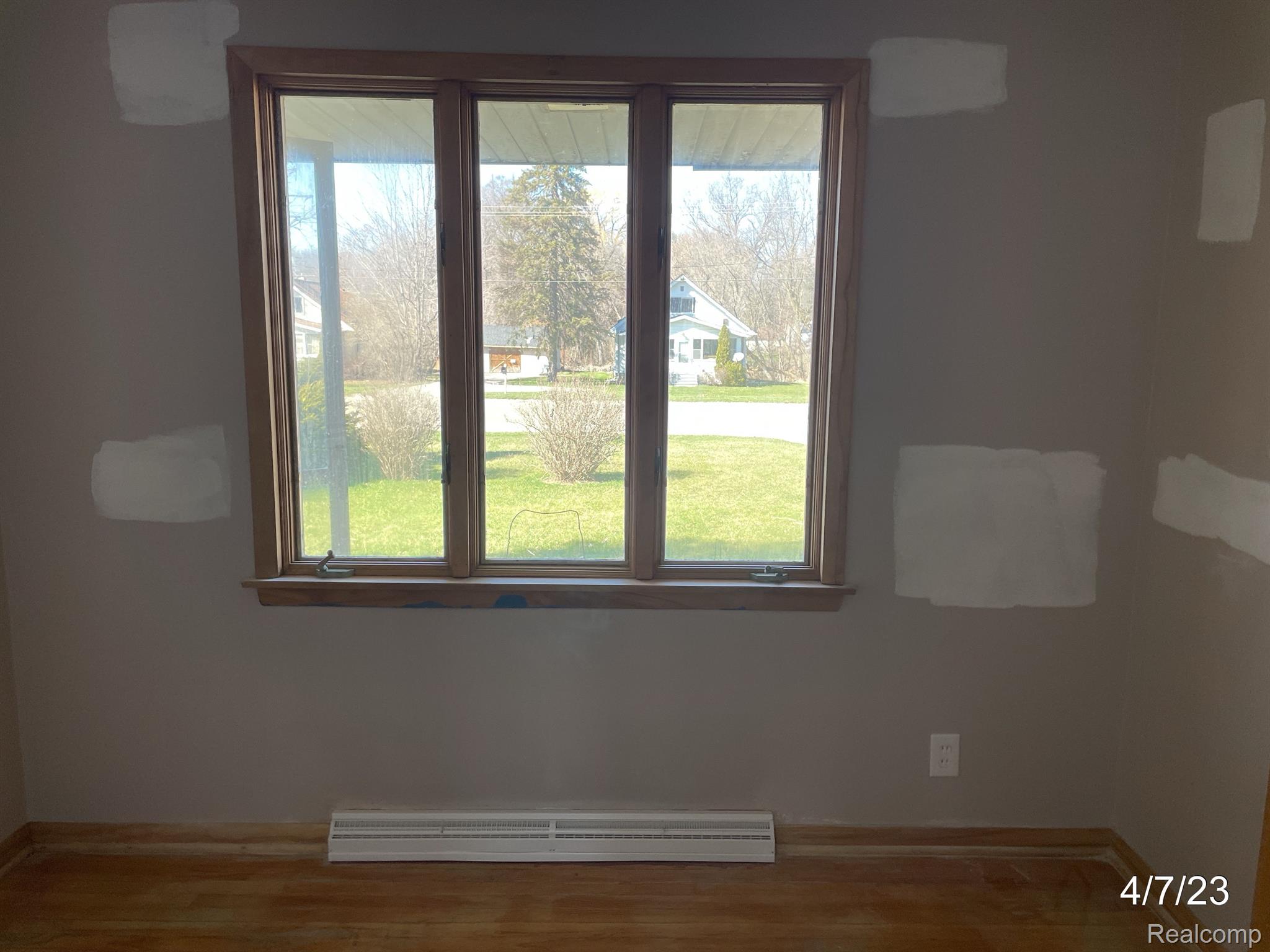 4146 Richfield Road Flint, MI 48506 - Photo 7 of 15 Gallery Image 7