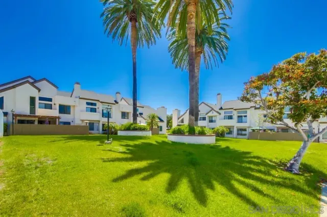 a view of swimming pool and lake view