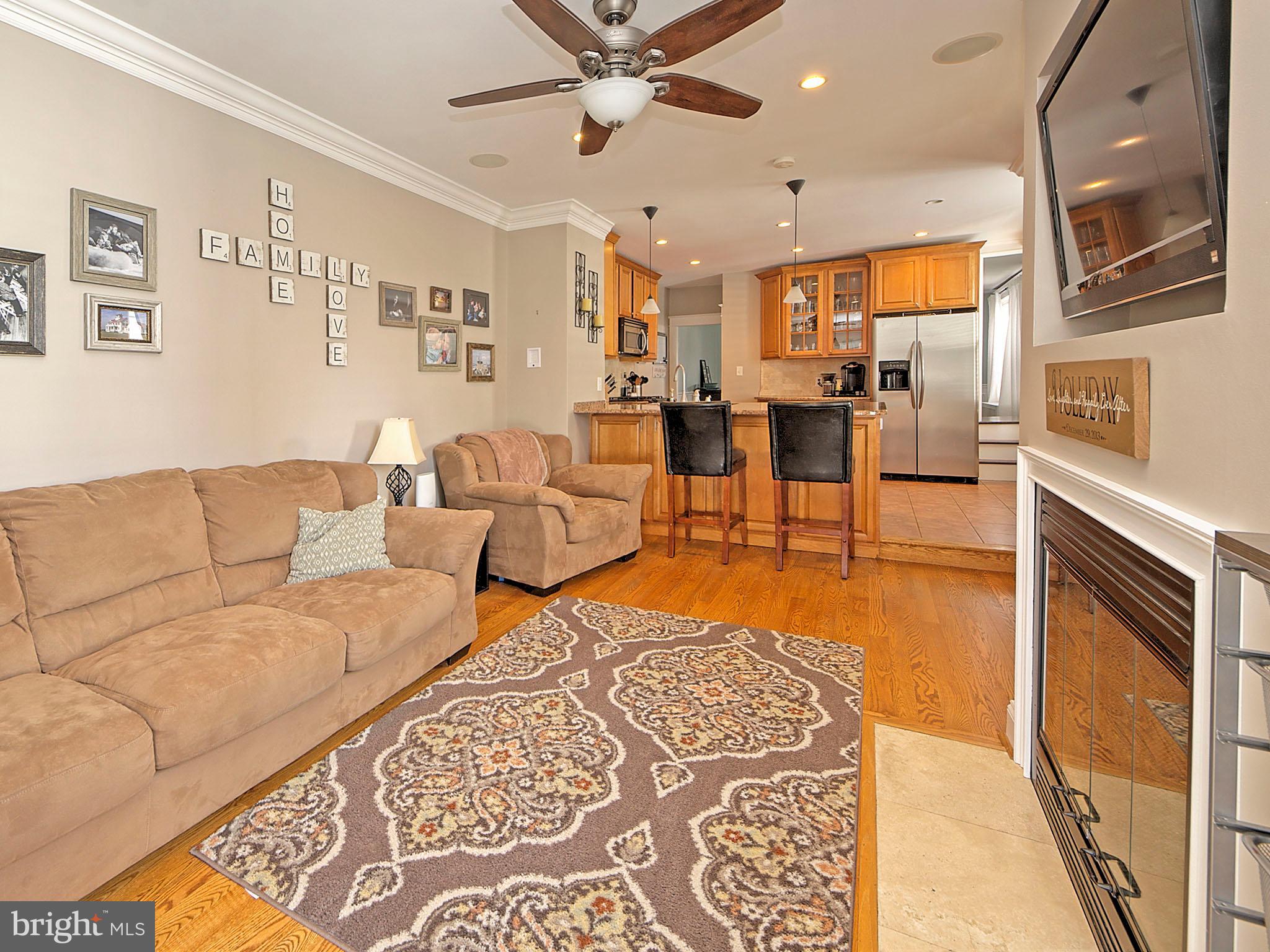 1406 Hamilton Street Wilmington, DE 19806 - Photo 11 of 25 Family room