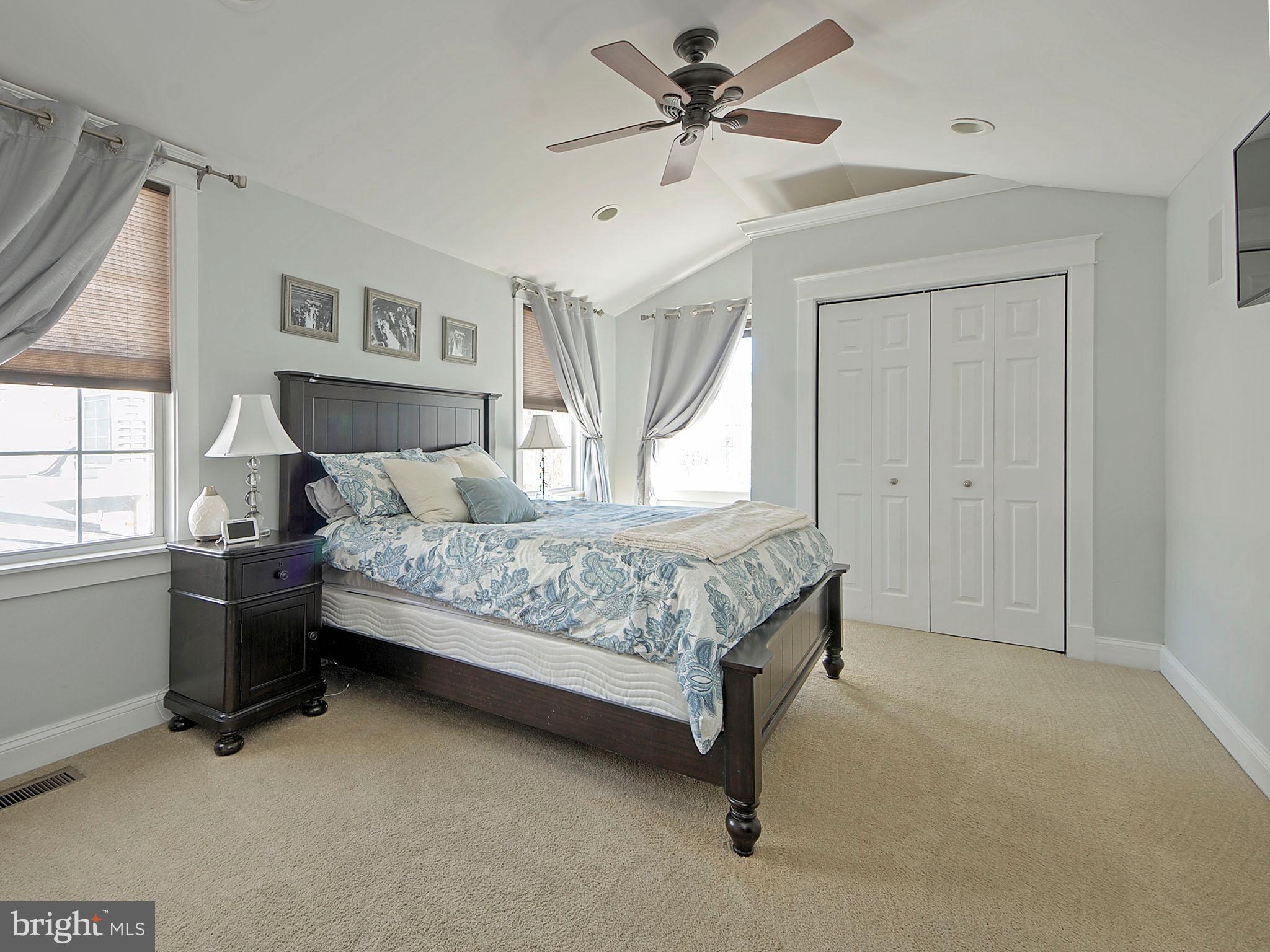1406 Hamilton Street Wilmington, DE 19806 - Photo 14 of 25 Master bedroom