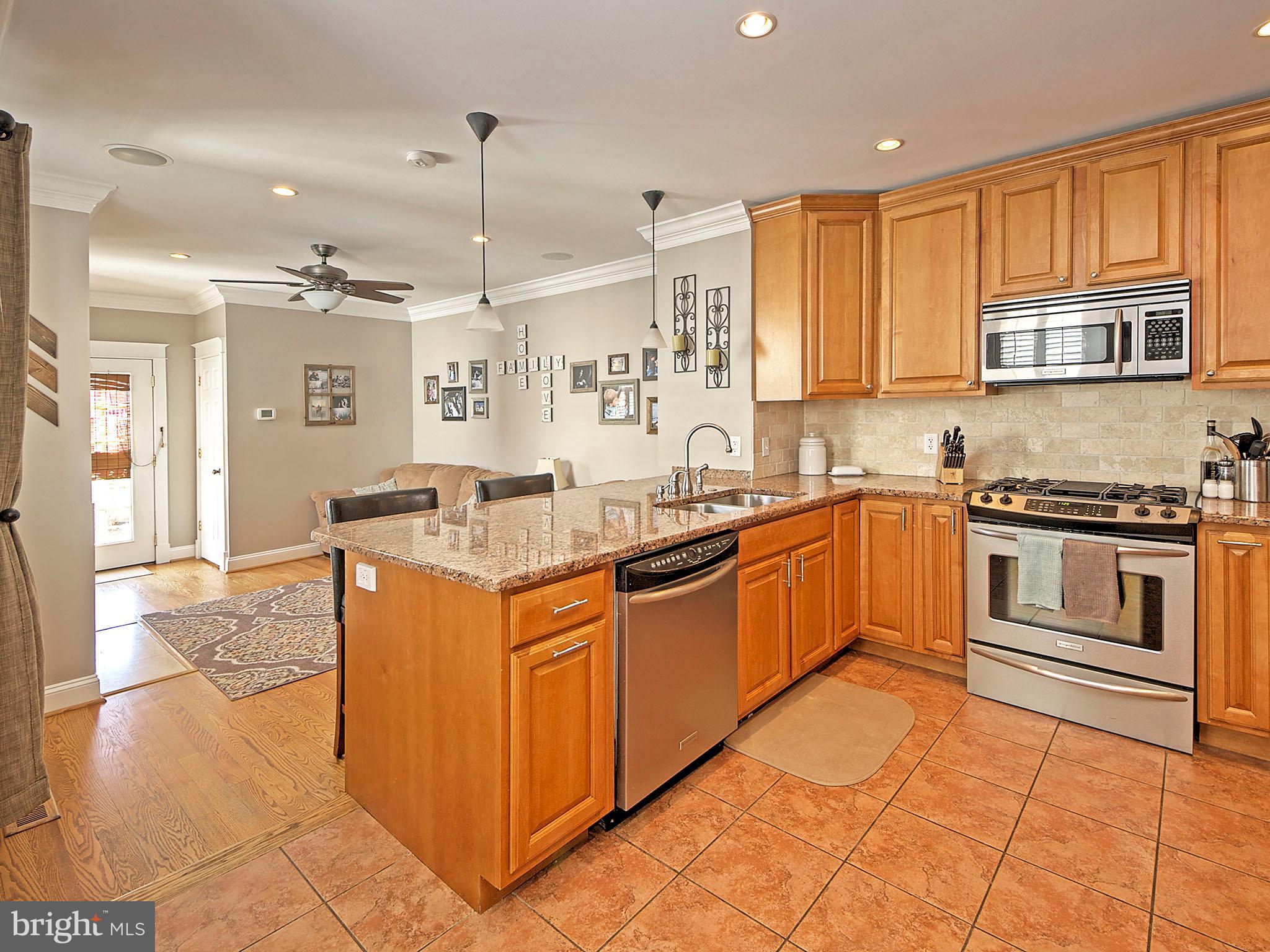 1406 Hamilton Street Wilmington, DE 19806 - Photo 9 of 25 Kitchen