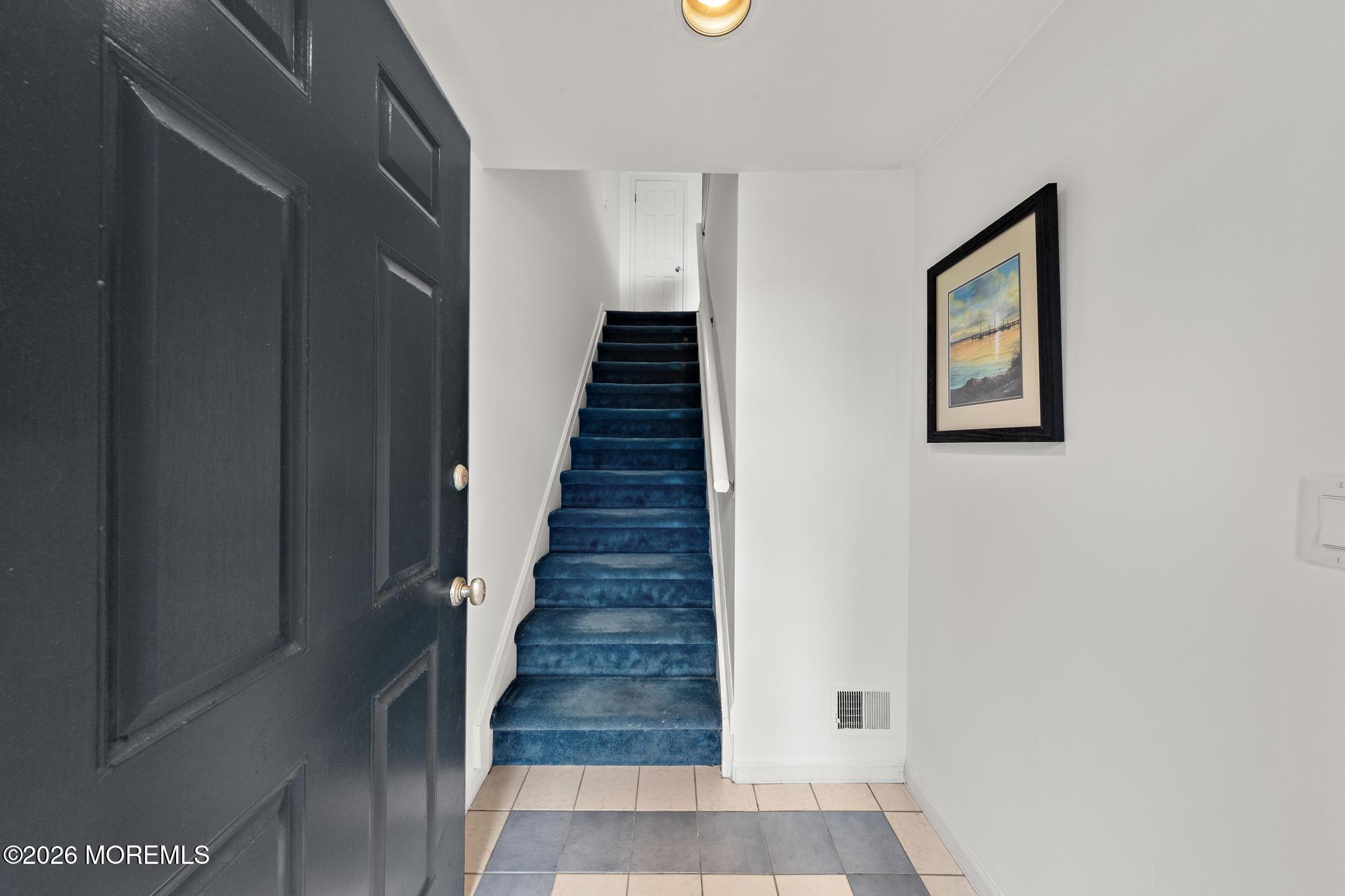 1 Portland Road, Unit 7 Highlands, NJ 07732 - Photo 11 of 47 Foyer