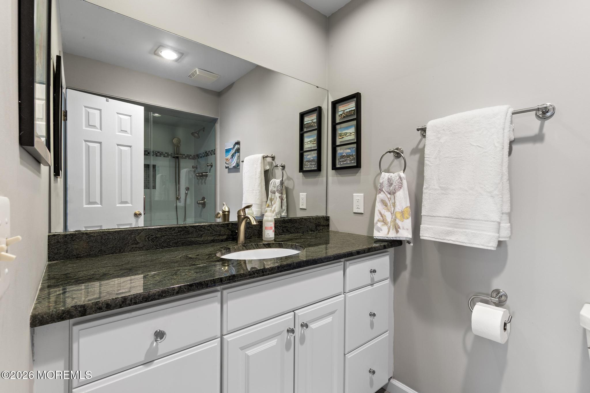 1 Portland Road, Unit 7 Highlands, NJ 07732 - Photo 28 of 47 Primary Bath