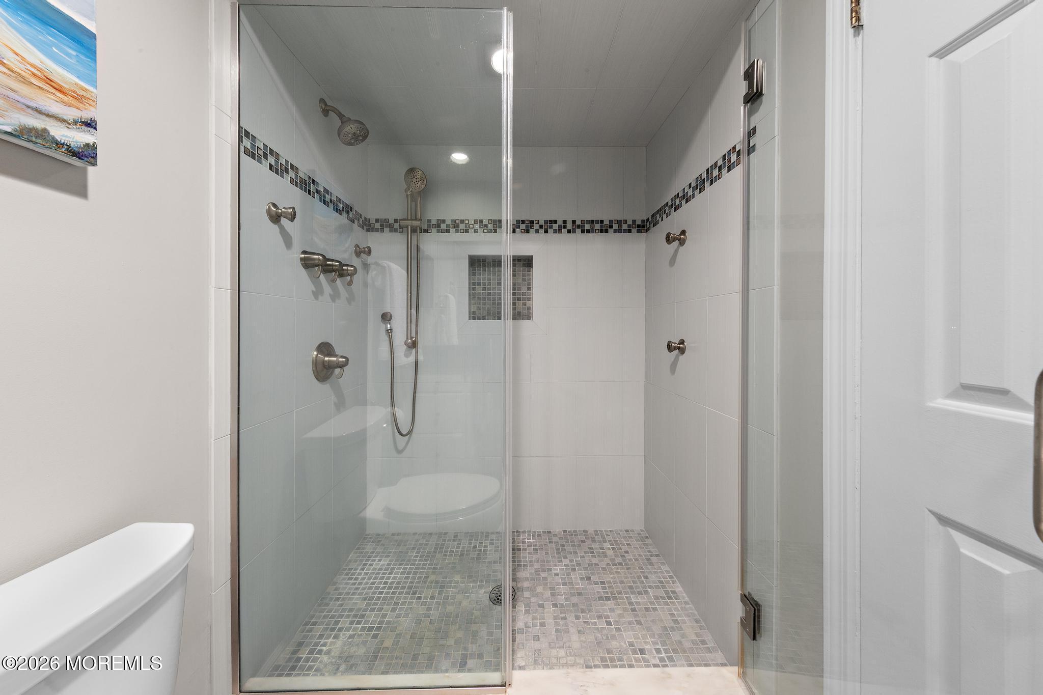 1 Portland Road, Unit 7 Highlands, NJ 07732 - Photo 29 of 47 Primary Bath