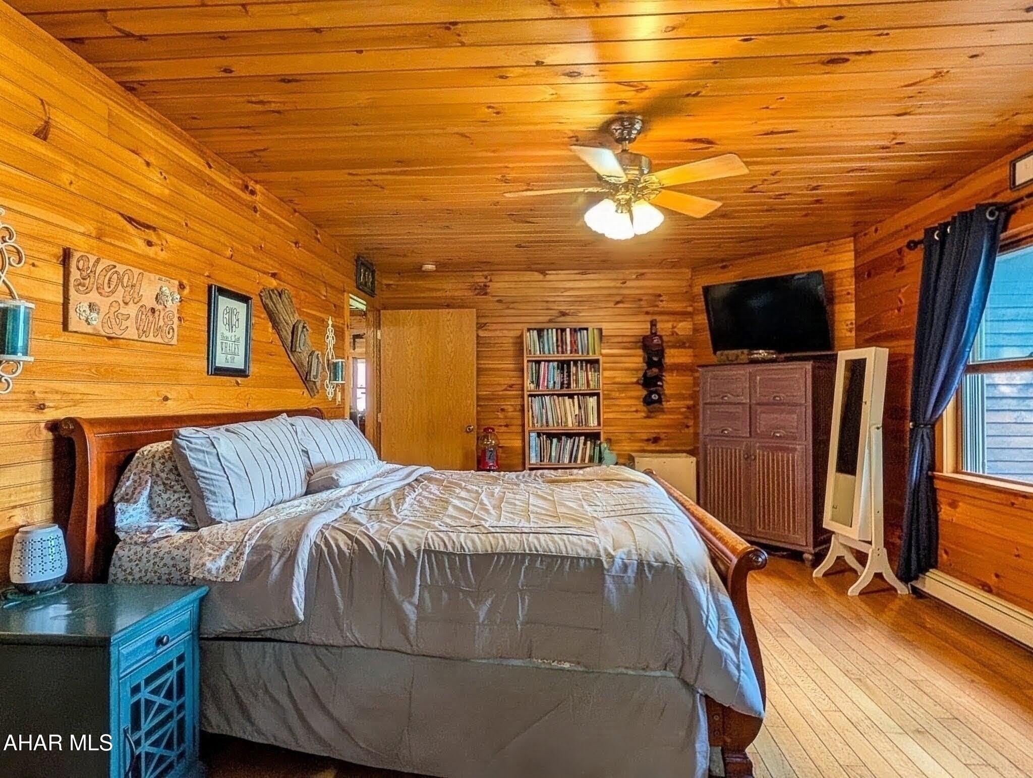 1077 Queen Road Claysburg, PA 16625 - Photo 43 of 136 Gallery Image 43