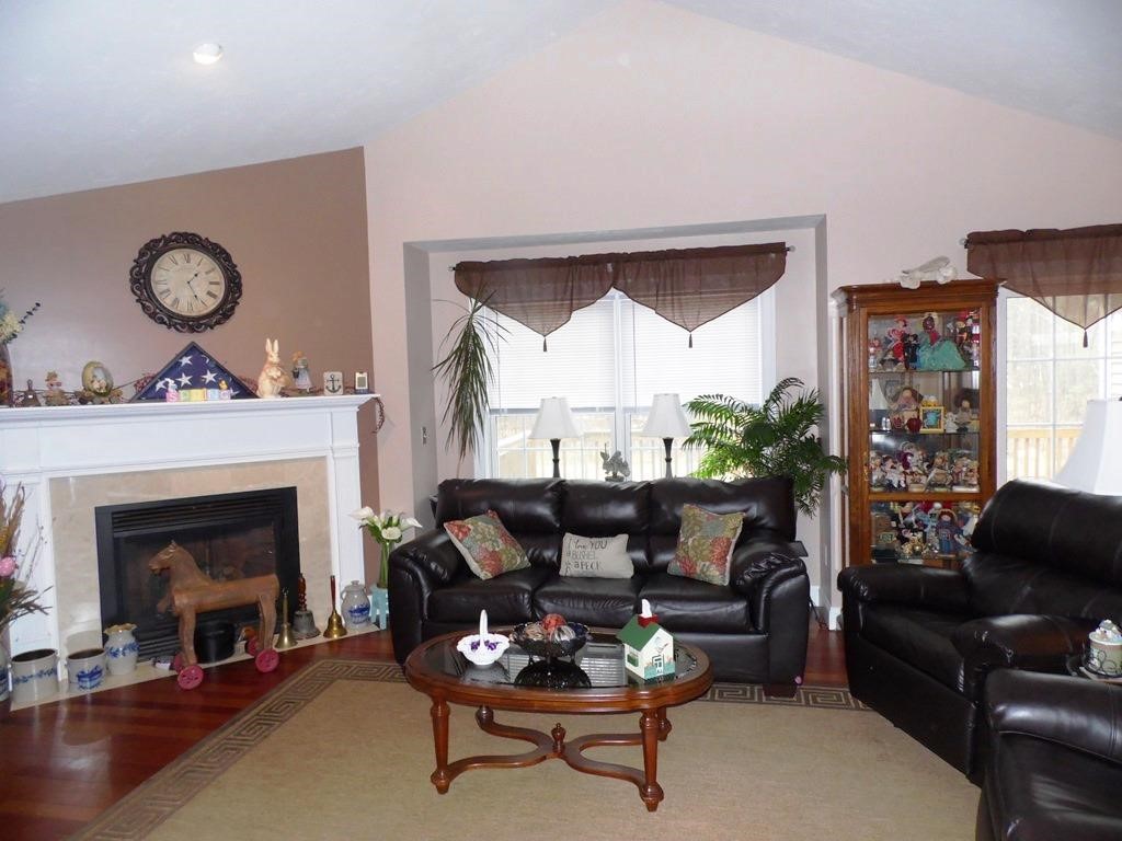 79 Risloves Way, Unit 12A Fremont, NH 03044 - Photo 13 of 20